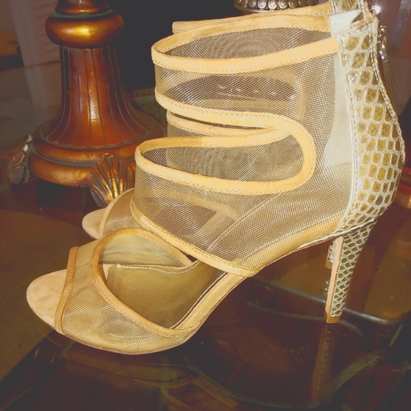 NEW DONALD J PLINER 8 M TAN & GOLD SNAKESKIN LEATHER MESH SANDAL HEELS - Picture 2 of 11